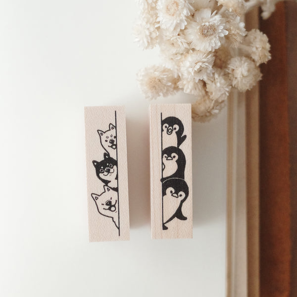 YUN rubber stamp - Peeking