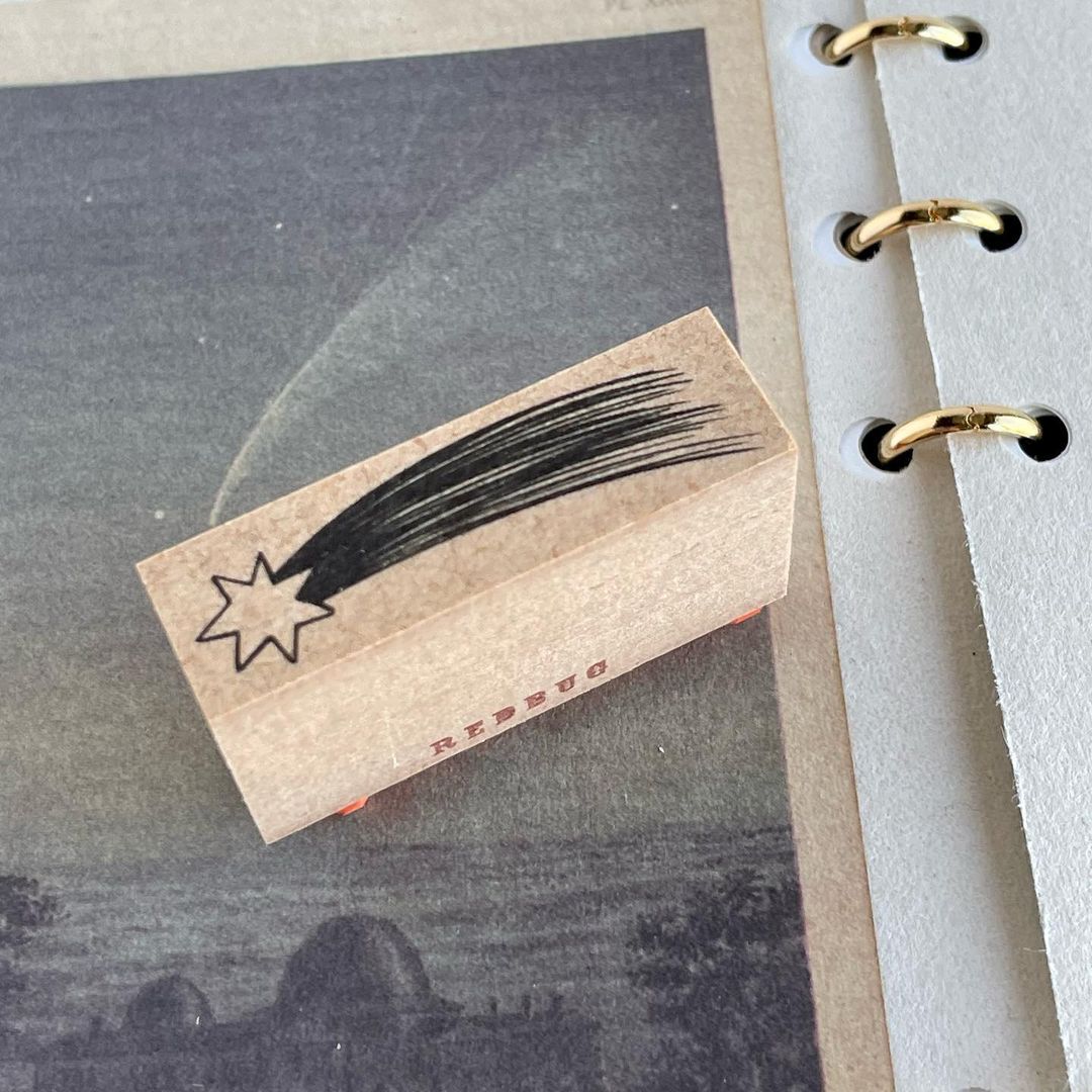 Redbug rubber stamp - Shooting star – petit zakkaya