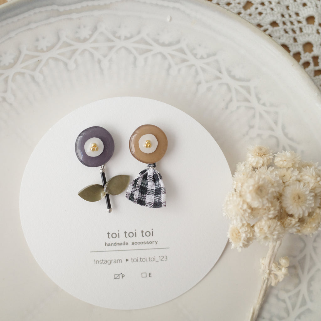 toi toi toi Handmade Accessories - Flower Earrings (Purple x Caramel) (Pre-order)