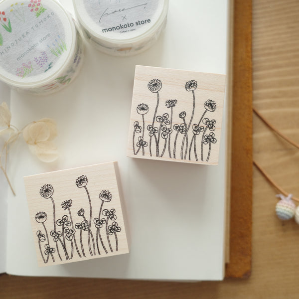 monokoto store rubber stamp - White Clover [Akiko Okajima]