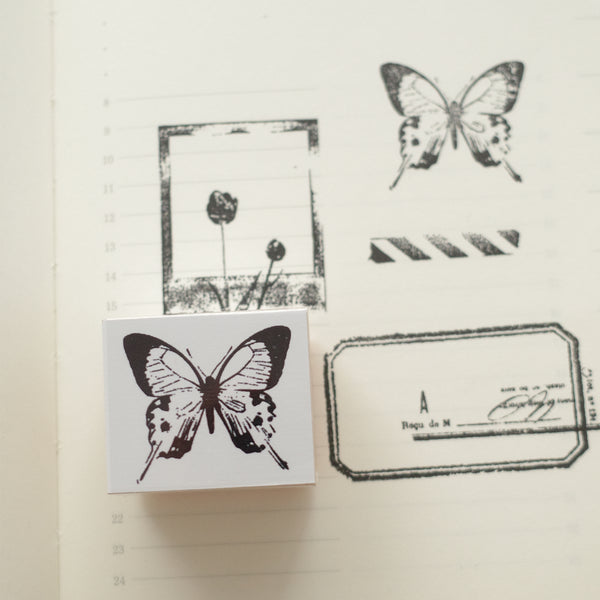 Yohaku rubber stamp - Butterfly
